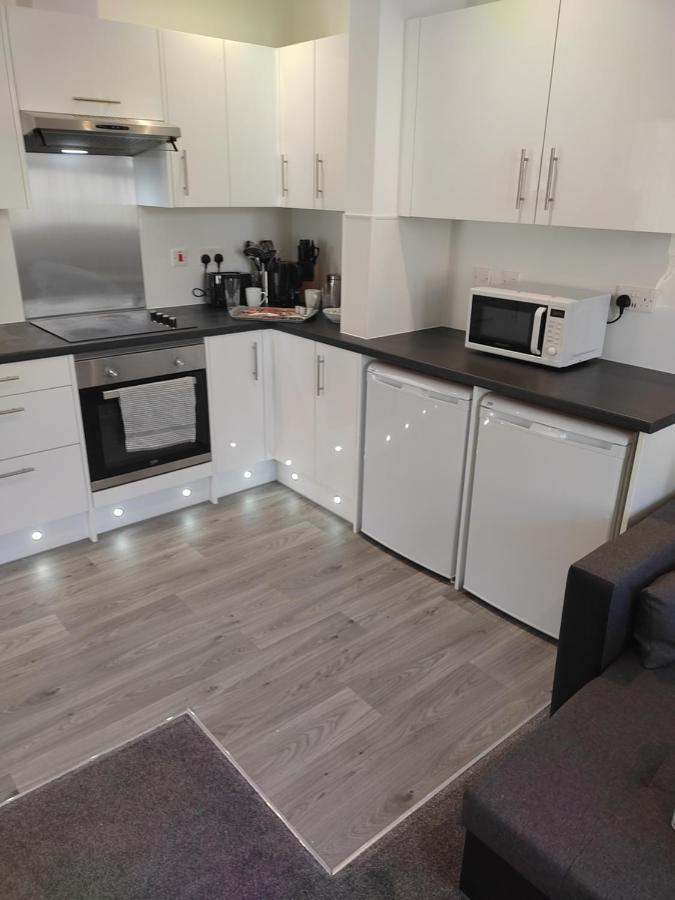 Top Quality Modern Southsea Garden Apartment Sleeps 4 People Portsmouth Zewnętrze zdjęcie